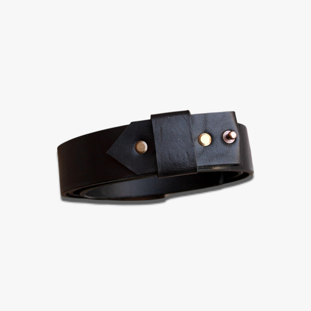 Obsidian Stud | Minimalist Black Leather Belt with Seamless Fastening