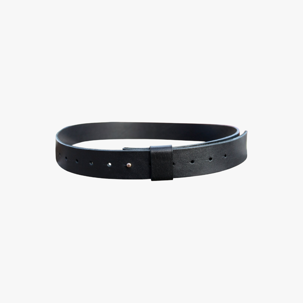 Obsidian Stud | Minimalist Black Leather Belt with Seamless Fastening