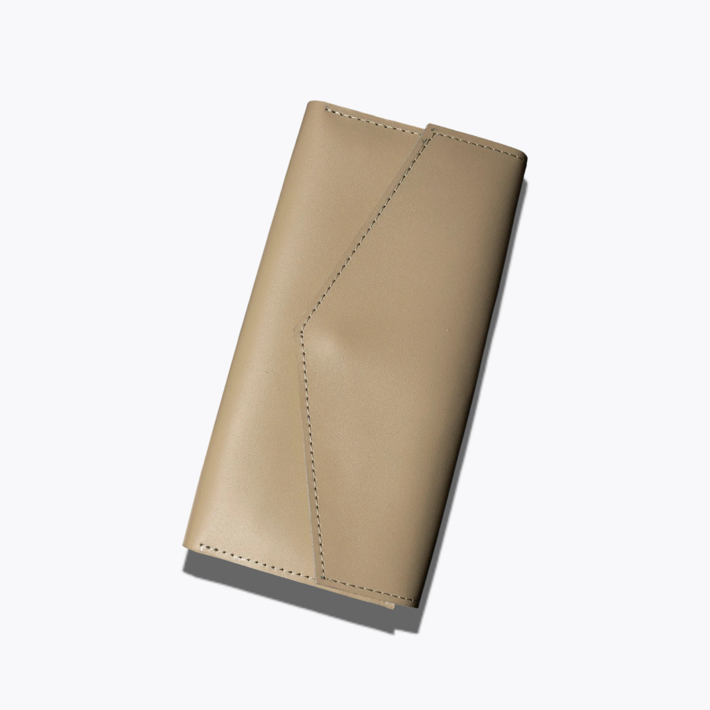Sandstone Envelope | Minimalist Beige Leather Wallet with Magnetic Closure