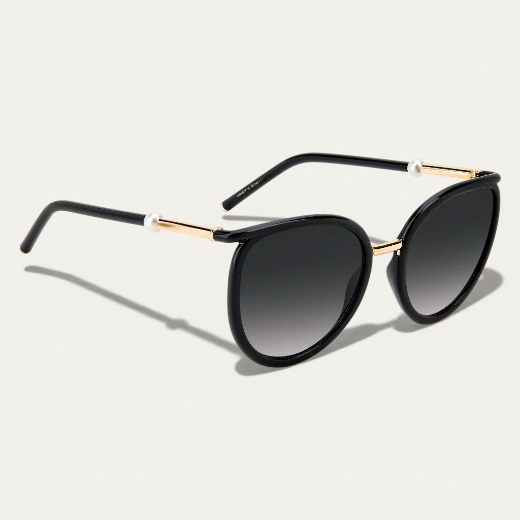 Carolina Pearl Sunglasses | Black Round Frame with Pearl Detail