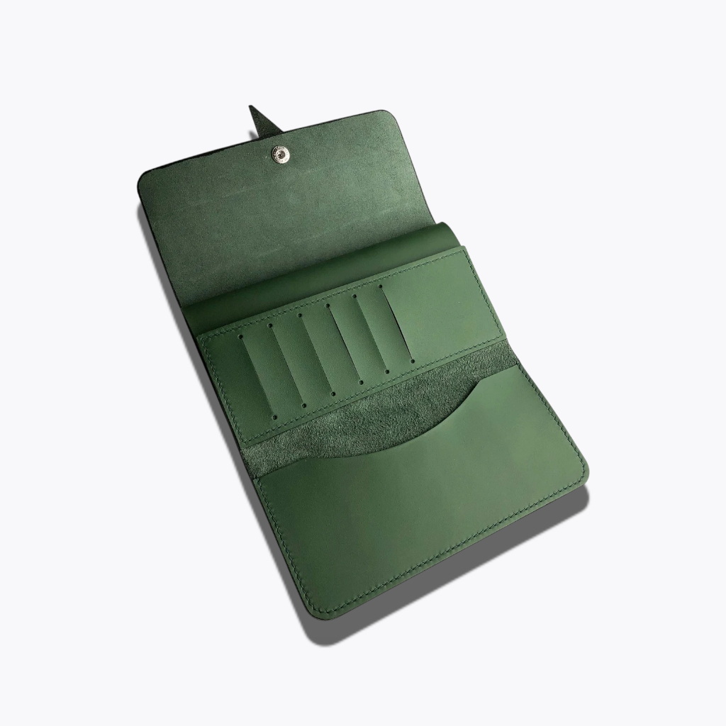 Emerald Heritage | Handcrafted Forest Green Leather Wallet with Minimalist Strap